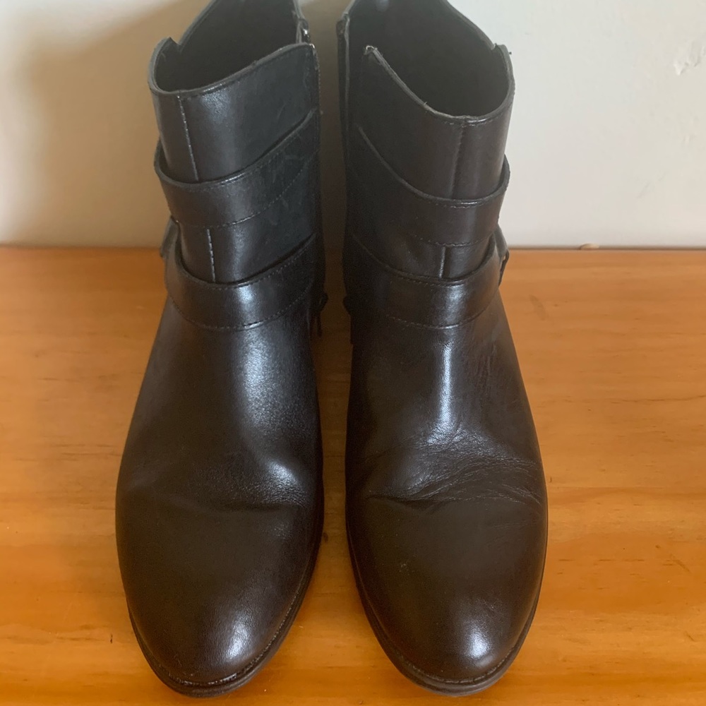 Lauren Ralph Lauren Black Ankle Boots size 6